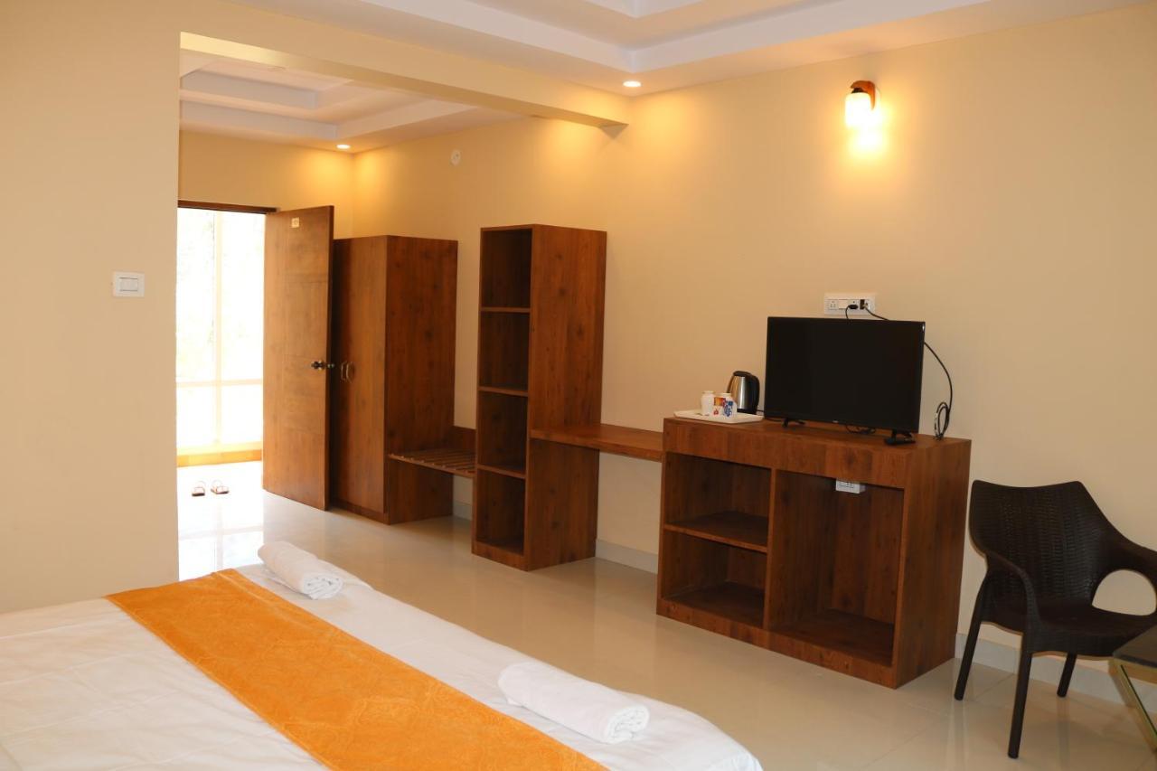 Hotel Centro Calangute Bagian luar foto