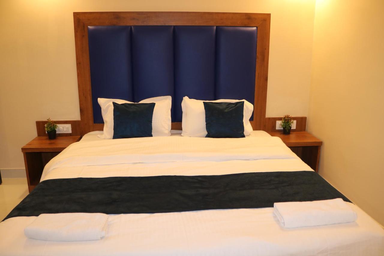 Hotel Centro Calangute Bagian luar foto