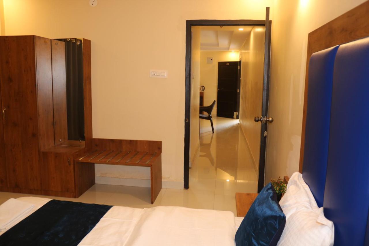 Hotel Centro Calangute Bagian luar foto